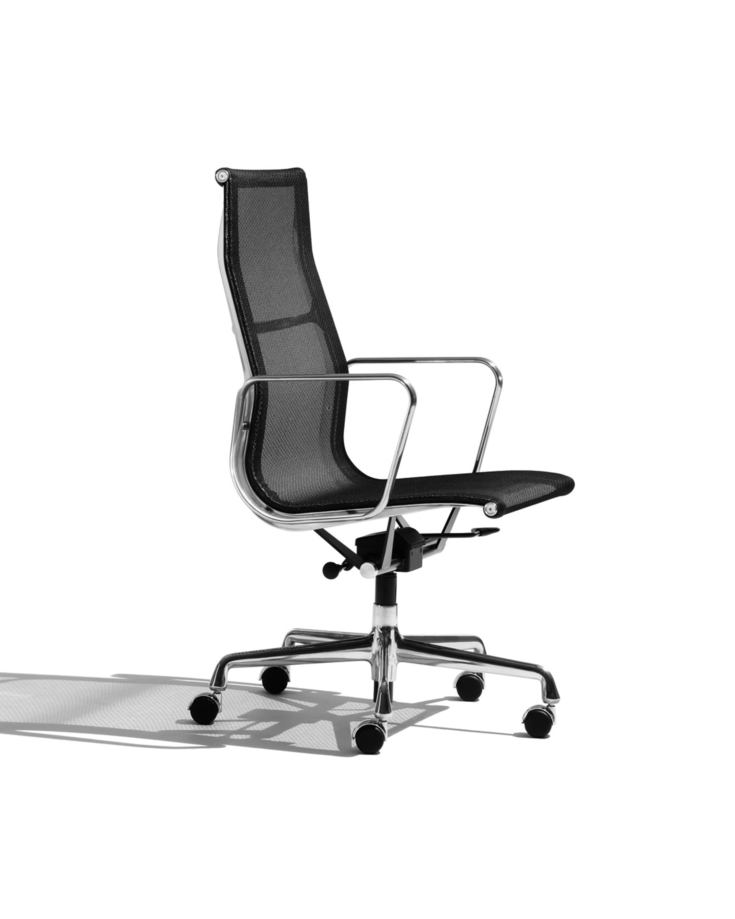 办公椅|现代真皮中班椅|办公家具|登录入口家具|伊姆斯大班椅